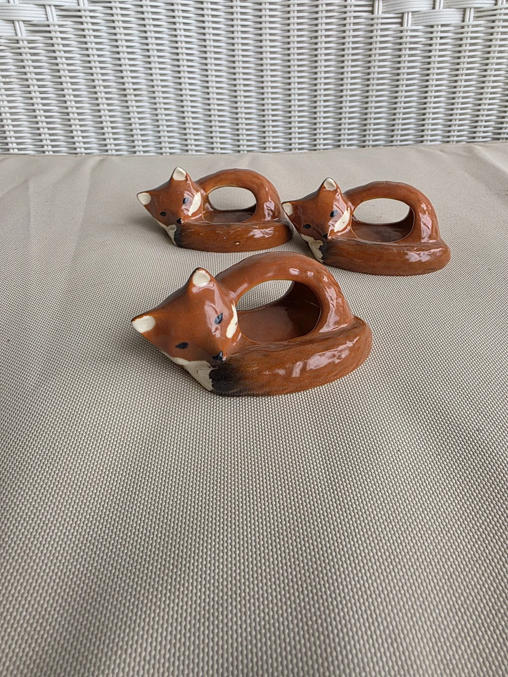 Vtg Foxfield Ceramic Napkin Rings Signed Woodland Fox Set Of 4 Tablescape Collec
